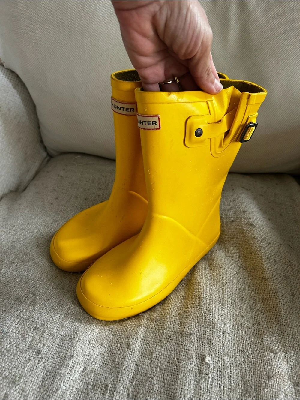 Hunter Kids Bright Yellow Waterproof Rain Boots with Side Buckle 12